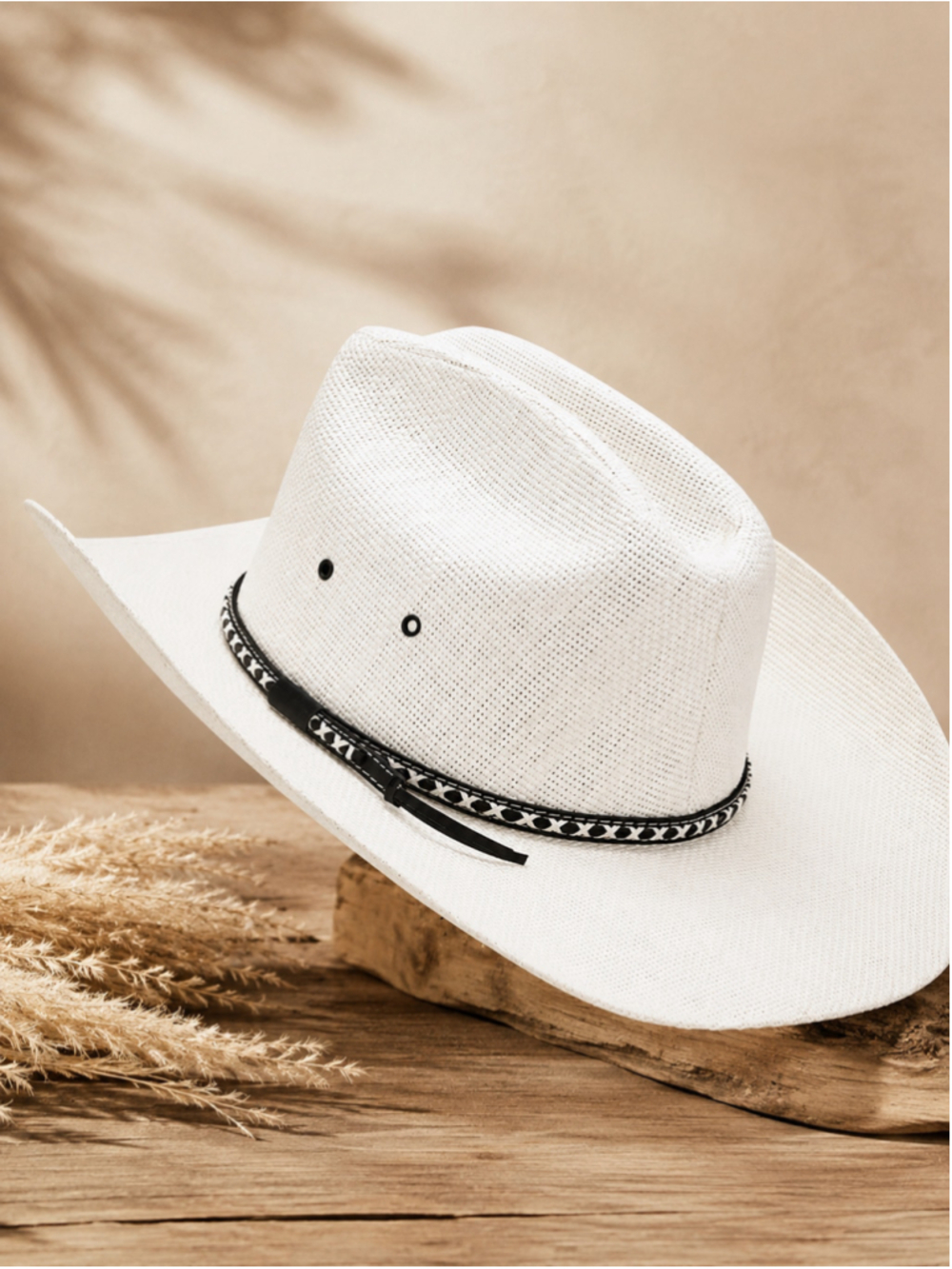 New White Straw Cowboy Hat – Cattleman Crease 4.1” Wide Brim – XL/XXL - Picture 4 of 9
